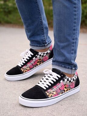 Vans Low-Top Black Suede Floral Checkerboard Sneakers Pink Roses Leopard Print